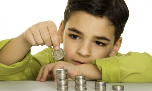 Програмата за финансова грамотност Нашите пари се преподава в 81