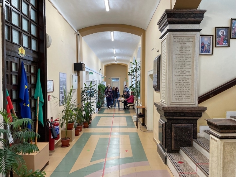 Актуални данни: Близо 17 000 жители на област Враца отидоха да гласуват, избирателната активност е малко над 11%