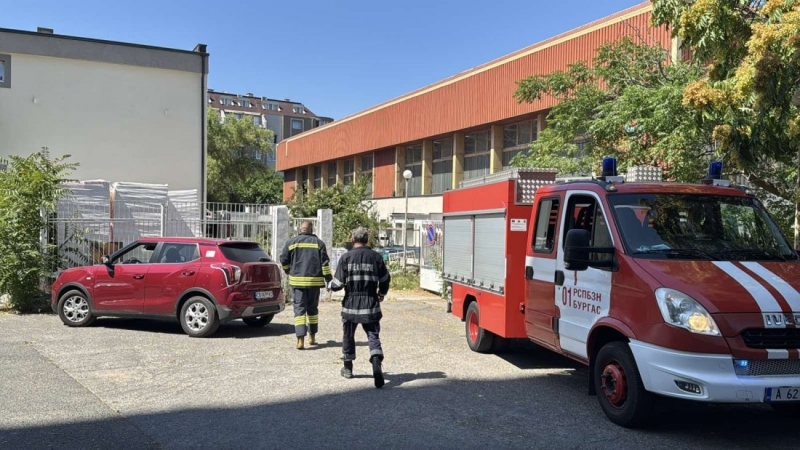 Голям пожар вилня в залата по борба в Монтана съобщиха