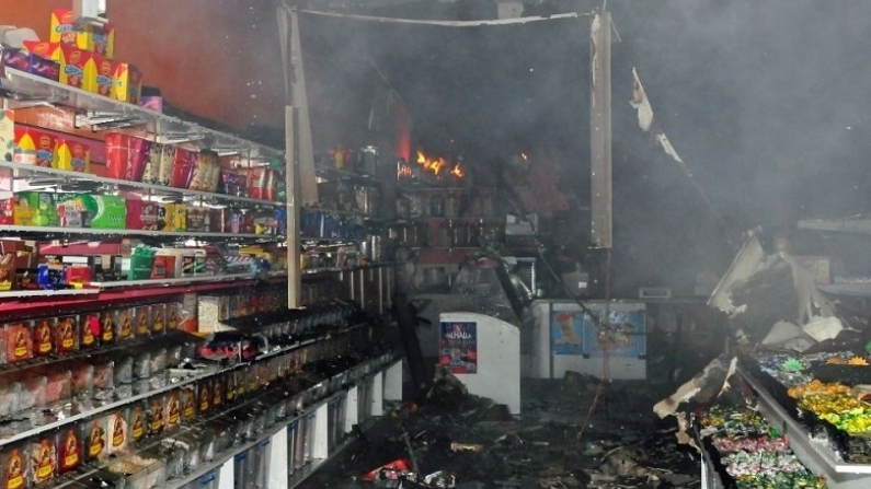 Пожар избухна в магазин в Брусарци съобщиха от МВР в