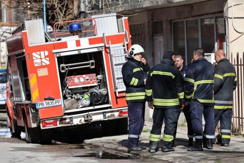 Огнеборци са гасили пожар в апартамент във Видин съобщиха от
