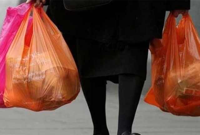 Баба е отмъкнала храната на 20 годишна жена от Лом съобщиха