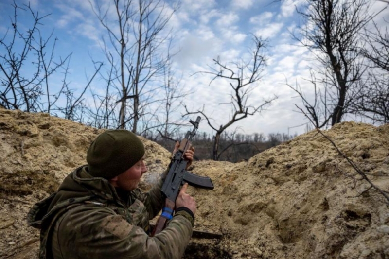 Руските сили са превзели още едно село в Източна Украйна