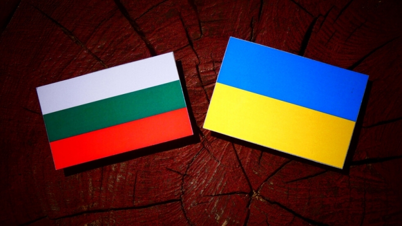 София е доставяла на Украйна гориво и оръжия от съветската