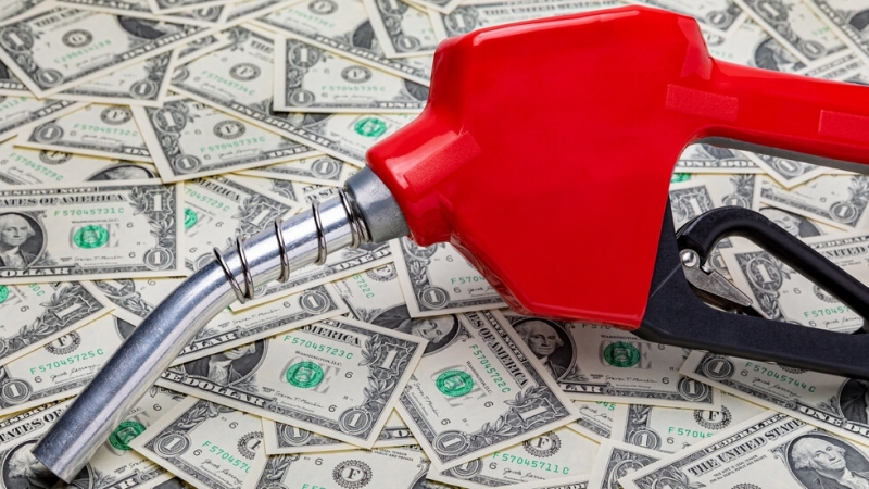 Русия ще забрани доставките на петрол и петролни продукти за