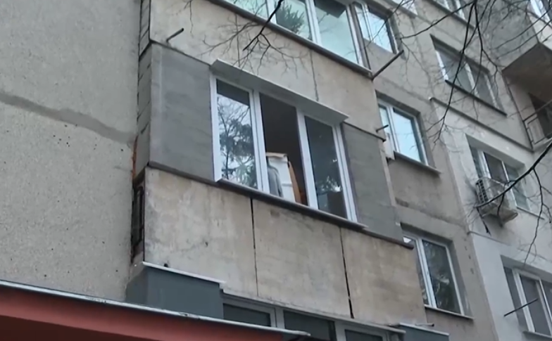 Боклук ужасна миризма и постоянен шум По този начин вече 3