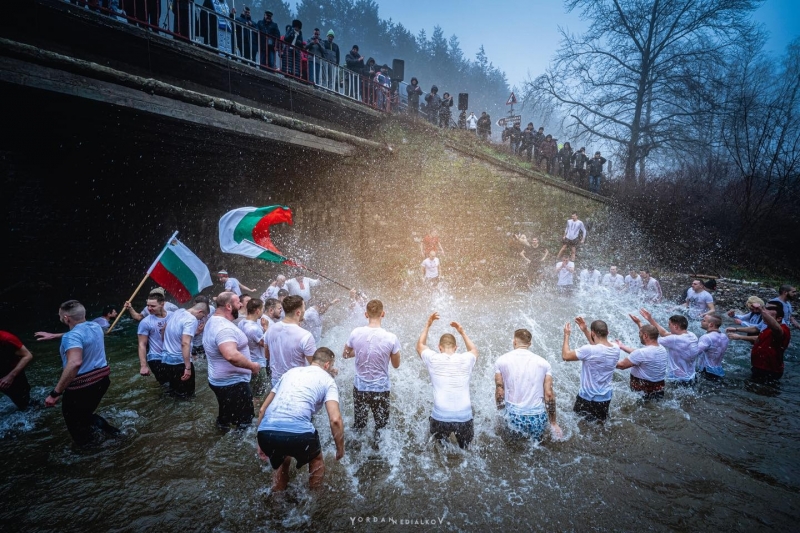 Близо 50 души от Враца и населените места се включиха