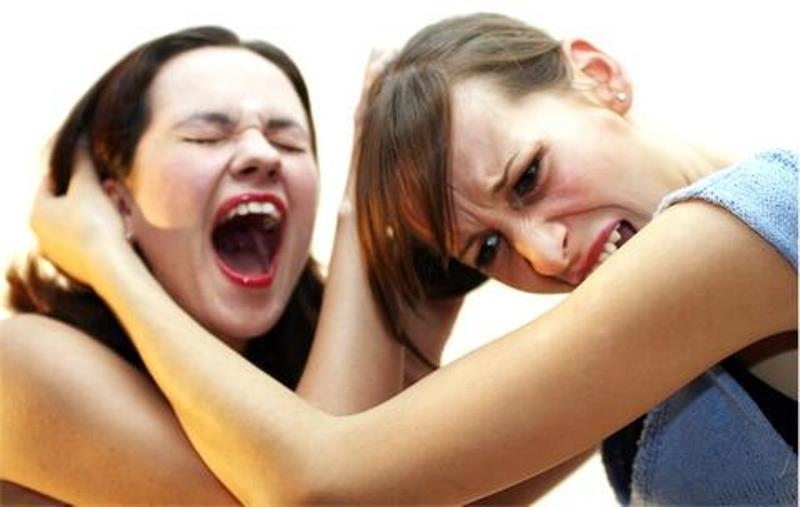 Значително голям брой дела за агресия между жени са разгледани