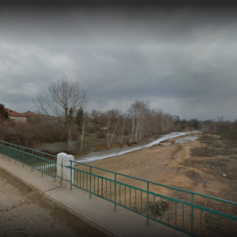 Нерегламентирано изпускане на отпадъчни води от лагуна и площадка на