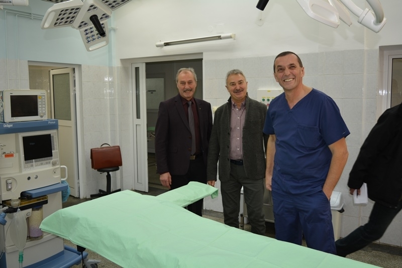 Кметът на Монтана Златко Живков и директорът на многопрофилната болница