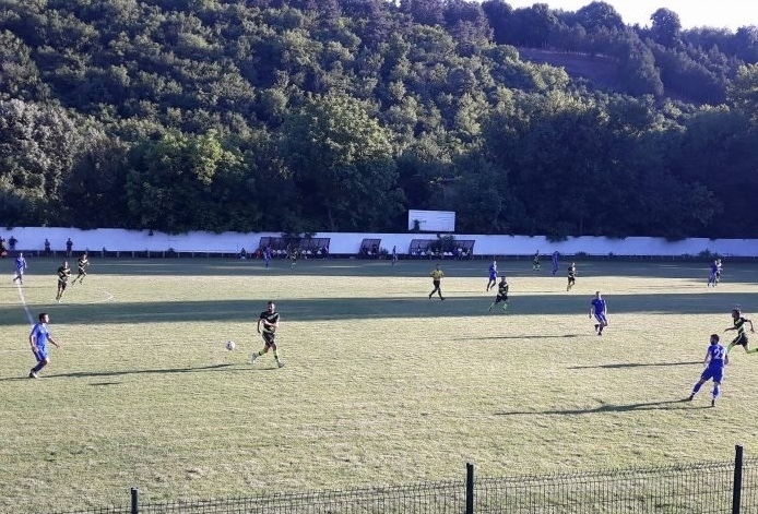 Общинският футболен тим Първа Атомна Козлодуй записа тежка загуба при