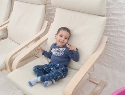 3 годишно дете от Враца страдащо от рядко заболяване има нужда