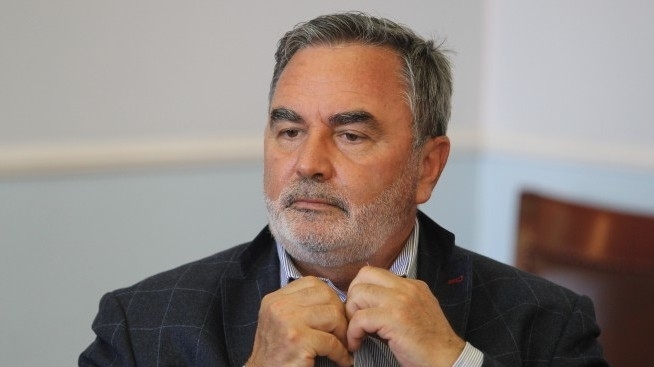 Главният държавен здравен инспектор доц Ангел Кунчев е предложил да