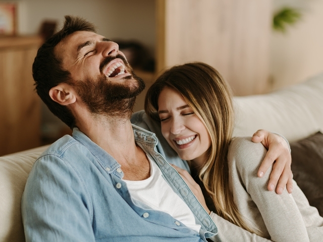 В любовта както мъжете се чудят какво си мислят жените