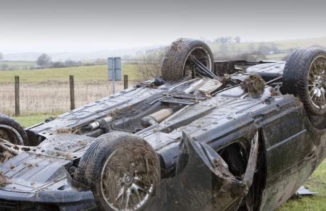 Младеж е катастрофирал вчера край язовир Огоста като е обърнал