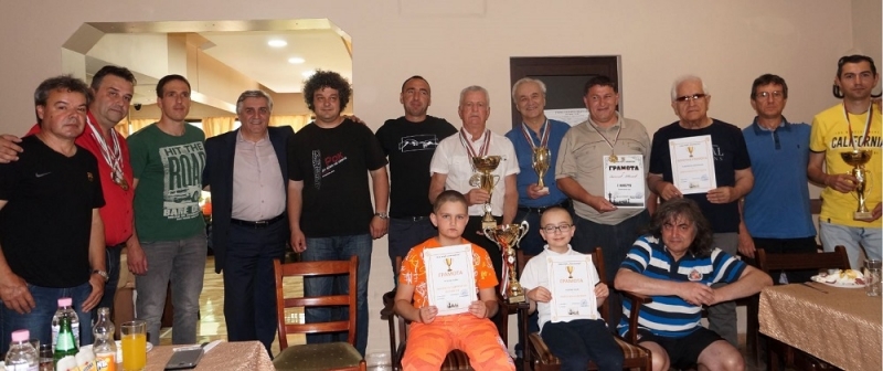 ШК Локомотив Мездра спечели сребърните медали в шампионата научи