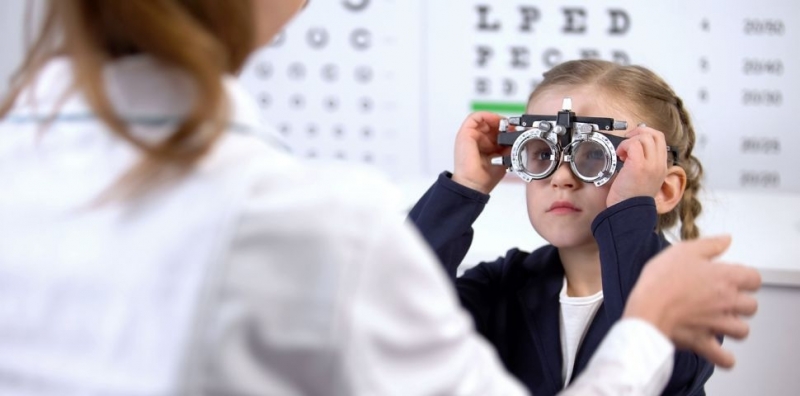 Ново изследване показва че COVID ограниченията електронното обучение забавленията на