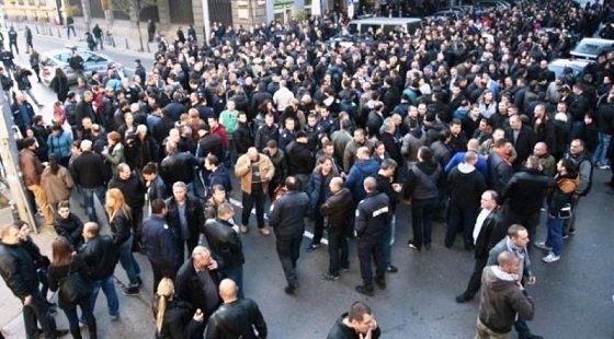 Ако МВР не върне обещаното двойно увеличение на добавката за