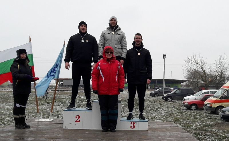 Боян Костов взе златото в диска на националния шампионат по