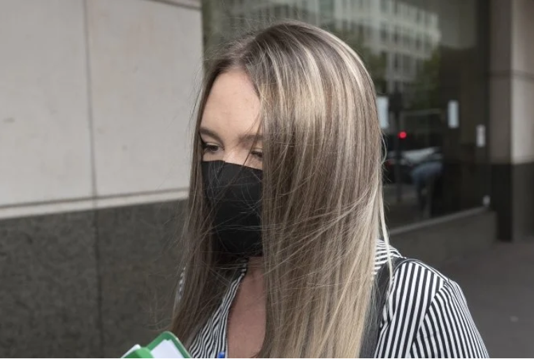 24-годишна учителка от Сидни, Австралия се изправи пред съда, след