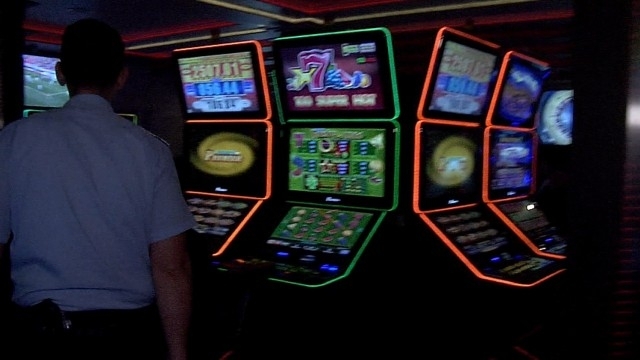 Специализирана полицейска акция заради избягалия в Ловешко затворник се проведе и в