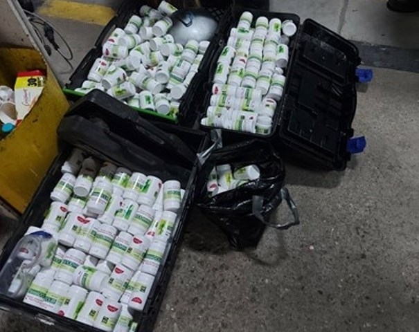 Митнически служители от Оряхово задържаха 485 опаковки с лекарствен продукт