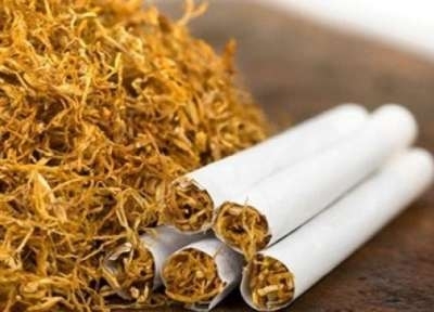 Контрабандни цигари и тютюн са иззети от къщите на жени