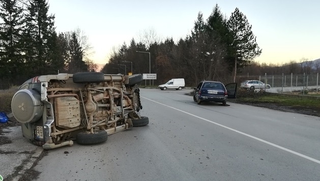 Лек автомобил Форд Мондео с врачанска регистрация е бил ударен