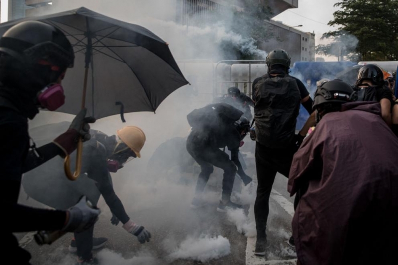 Полицията в Хонконг каза в понеделник че мъж е бил
