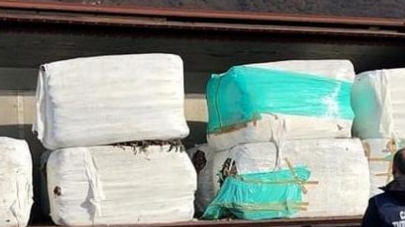 Нови 74 контейнера с италиански отпадъци ще напуснат пристанище Варна запад