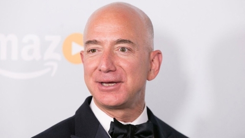 Шефът на интернет гиганта Amazon Джеф Безос дари 2 милиарда