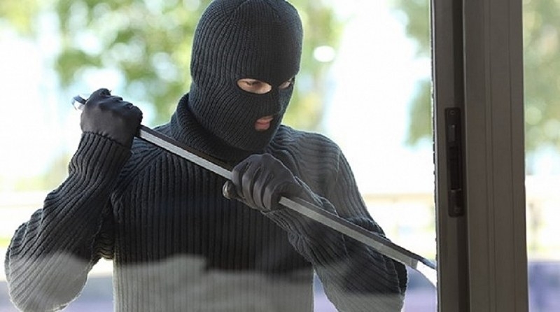 Крадци са проникнали в пощата в монтанското село Долно Озирово
