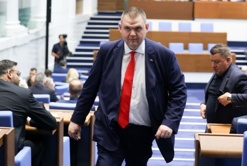 Преди лятната ваканция на депутатите: Делян Пеевски има най-много отсъствия от пленарната зала