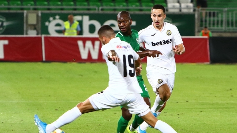 Ботев Враца ще се опита да привлече халфа на Славия