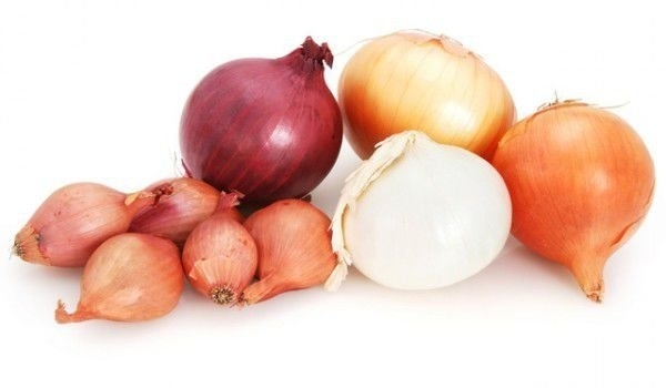 Уникалният химичен състав на лука потиска възпалителните процеси в организма