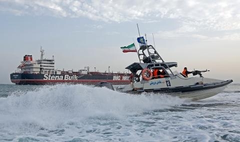 Иран съобщи че е задържал в Персийския залив чуждестранен танкер
