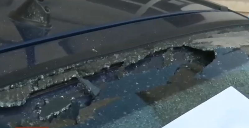 Агресия към полицейски служители в Кърджали Двама мъже потрошиха патрулка