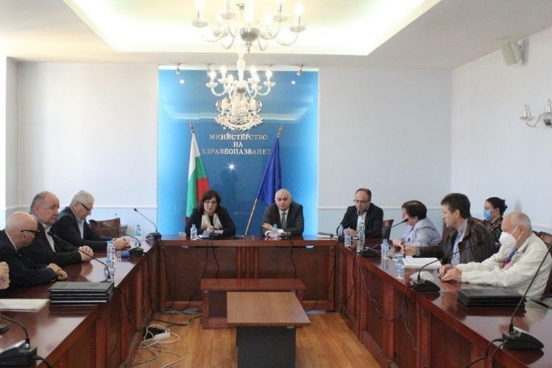 Днес 12 април Федерацията на синдикатите в здравеопазването към КНСБ