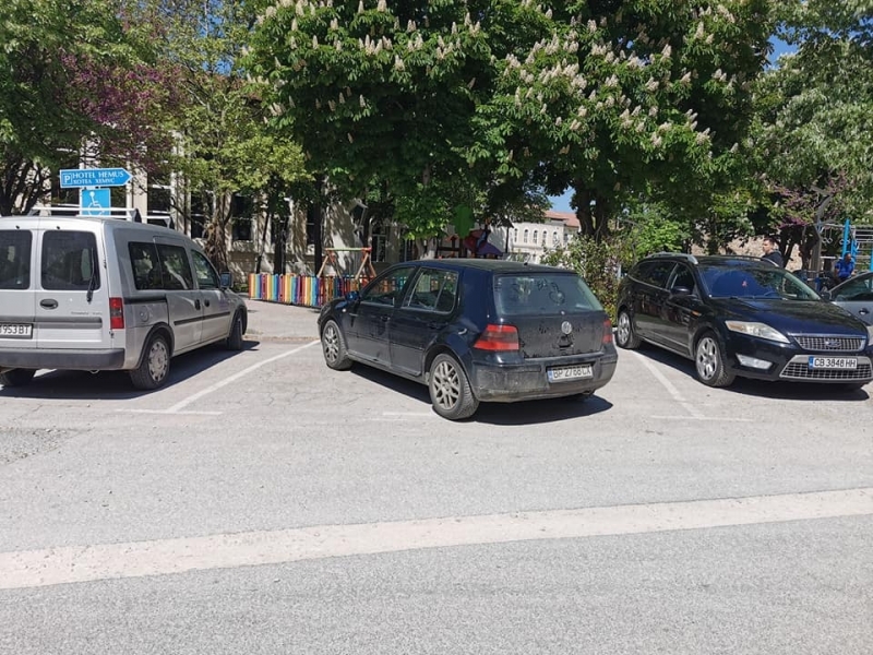 Голфаджия от Враца е новият призьор в категорията най неграмотен шофьор