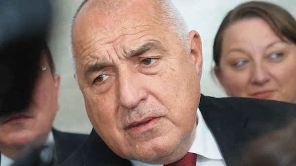 Бойко Борисов: Стискаме зъби до юли месец, премиерът решава на кой да се опира