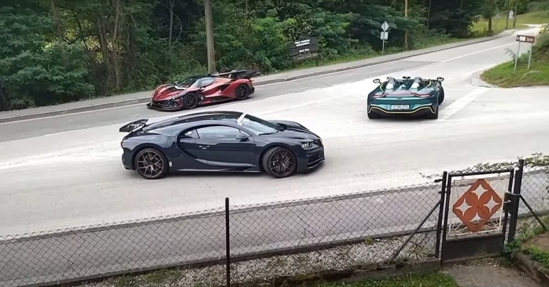 Много рядък Pagani Zonda HP Barchetta претърпя пътен инцидент в