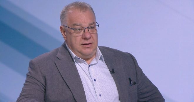 Мирослав Ненков за сблъсъка на политиците: Тези хора трябва да копаят ниви или да се занимават с краставици