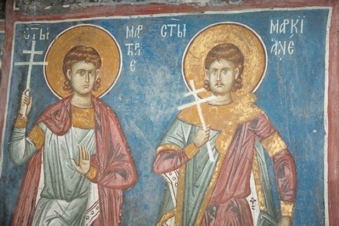 Празник е! Чудни имена черпят за здраве, спазваме строги забрани