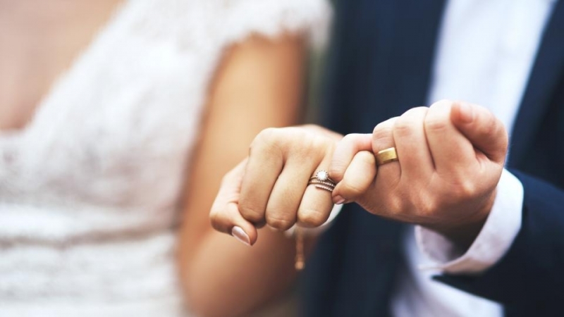 Напоследък браковете издържат средно около 5 години Живеем в консуматорско