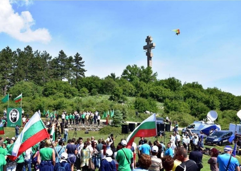 На 2 юни местната администрация и Тролейбусен транспорт организират превоз