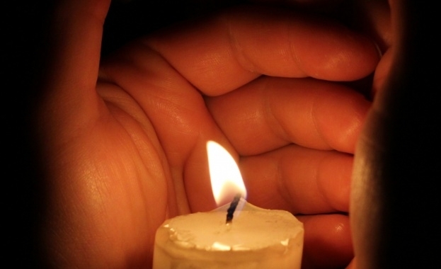 Десетки хиляди жители на Берлин се надяват днес да им