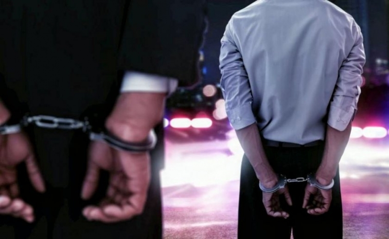 Арестът на двамата мъже – на 29 и на 30