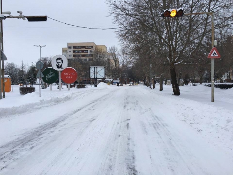 От 6 часа сутринта всички машини общо единадесет за цялата