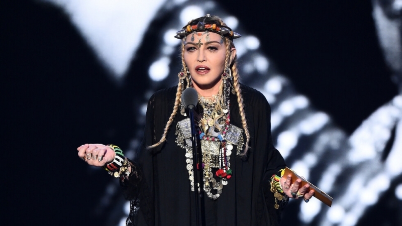 Двама фенове на Мадона в Ню Йорк съдят попзвездата за