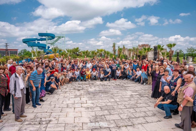 Мартин Харизанов проведе срещи със стотици възрастни хора от област